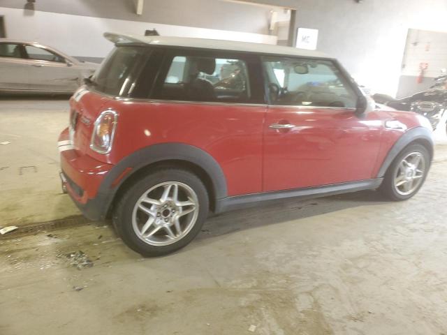 WMWMF735X9TW85049 - 2009 MINI COOPER S RED photo 3