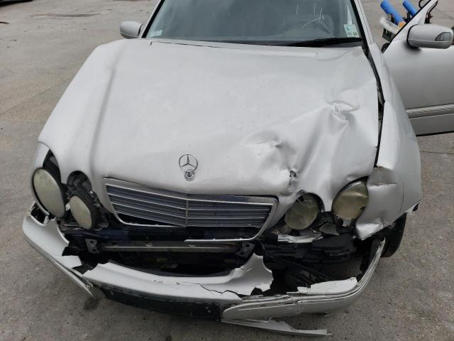 WDBJF65J71B228458 - 2001 MERCEDES-BENZ E 320 SILVER photo 11