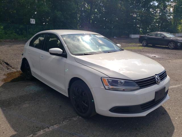 3VWD07AJ6EM274807 - 2014 VOLKSWAGEN JETTA SE WHITE photo 1