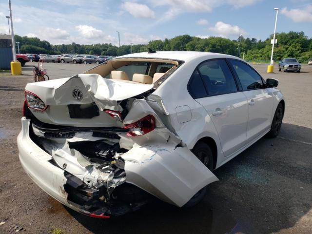 3VWD07AJ6EM274807 - 2014 VOLKSWAGEN JETTA SE WHITE photo 4