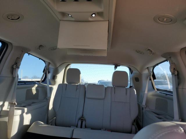 2C4RC1CG9DR811160 - 2013 CHRYSLER TOWN & COU TOURING L SILVER photo 10