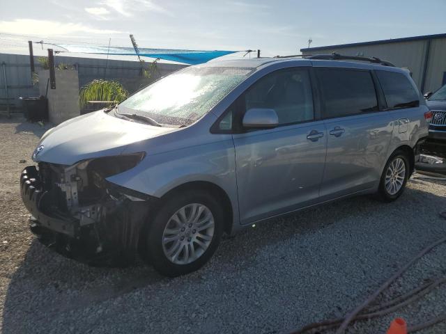 5TDYK3DC9ES443531 - 2014 TOYOTA SIENNA XLE SILVER photo 1