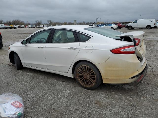 3FA6P0HD3FR169747 - 2015 FORD FUSION SE WHITE photo 2