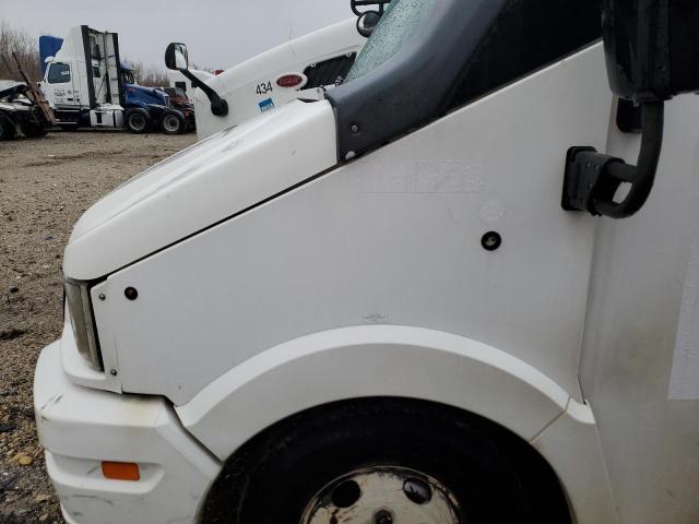 JALB4T174E7W00026 - 2014 ISUZU NPR WHITE photo 11