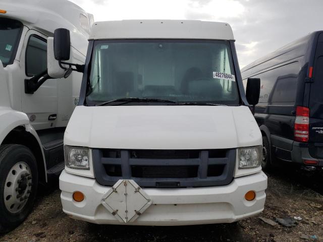 JALB4T174E7W00026 - 2014 ISUZU NPR WHITE photo 5