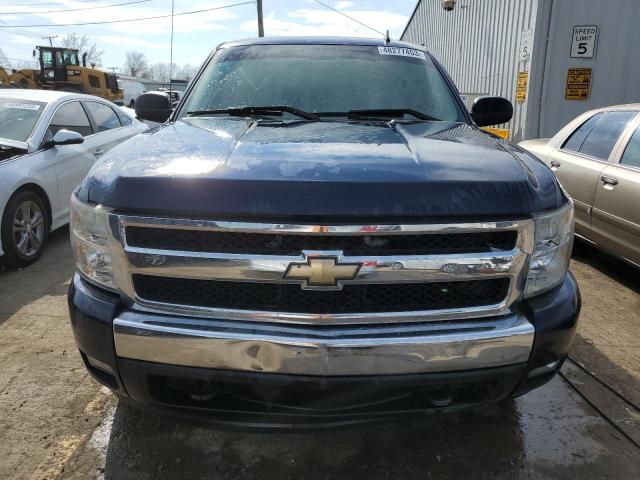 2GCEK13M271667560 - 2007 CHEVROLET SILVERADO K1500 CREW CAB BLUE photo 5