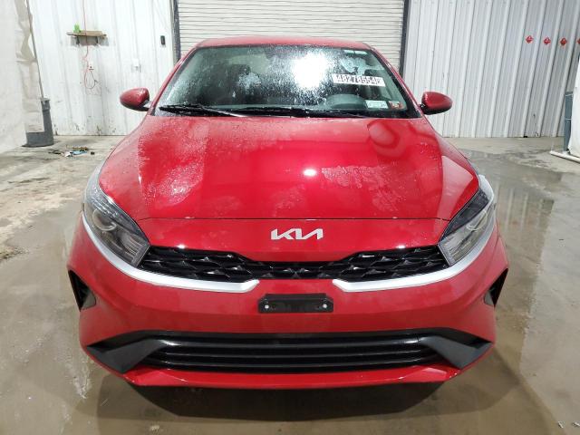 3KPF24AD7PE627129 - 2023 KIA FORTE LX RED photo 5