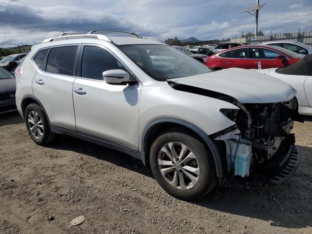 KNMAT2MT0GP602524 - 2016 NISSAN ROGUE S WHITE photo 4