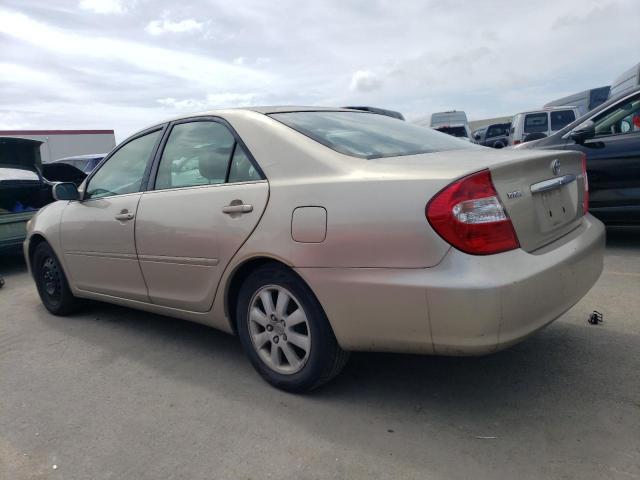 4T1BF30K32U505838 - 2002 TOYOTA CAMRY LE BEIGE photo 2