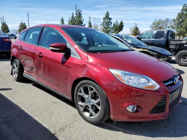 1FADP3K29EL326632 - 2014 FORD FOCUS SE BURGUNDY photo 4