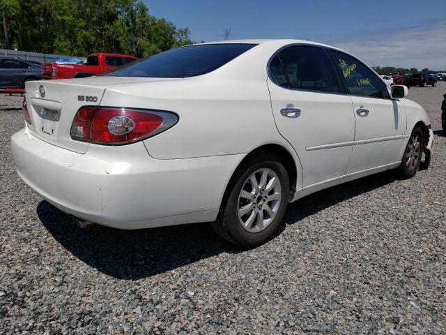 JTHBF30G025017066 - 2002 LEXUS ES 300 WHITE photo 3