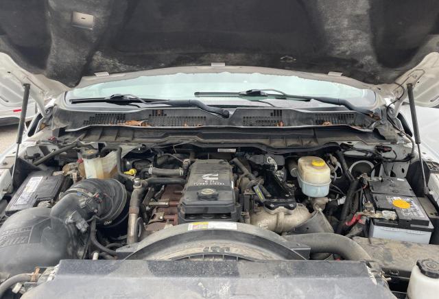 3C63RRHL1FG550602 - 2015 RAM 3500 SLT WHITE photo 7