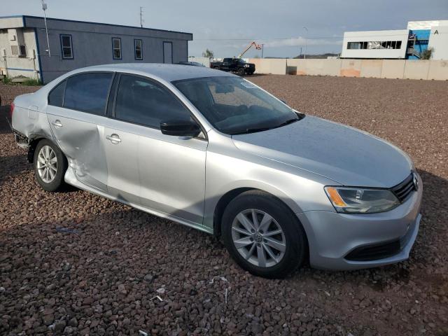 3VW1K7AJ0DM254094 - 2013 VOLKSWAGEN JETTA BASE SILVER photo 4