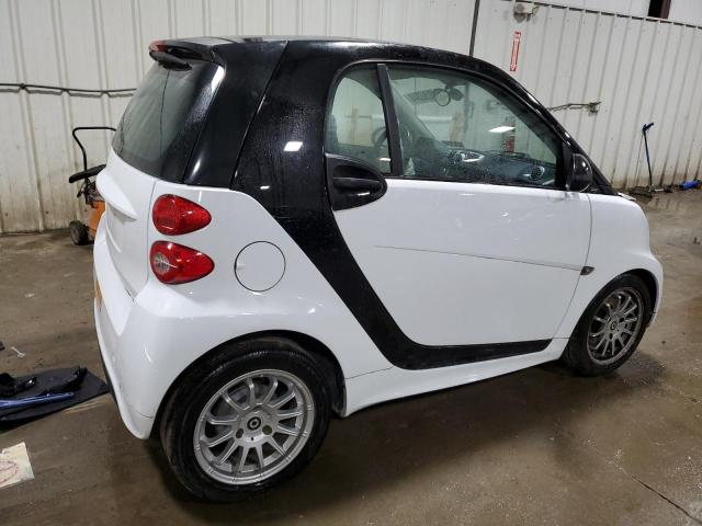 WMEEJ3BA2DK670381 - 2013 SMART FORTWO PURE WHITE photo 3