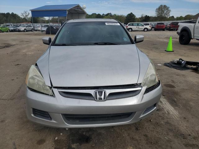 1HGCM56707A051135 - 2007 HONDA ACCORD EX SILVER photo 5