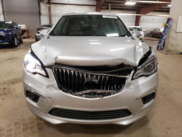 LRBFXBSA7JD056758 - 2018 BUICK ENVISION PREFERRED SILVER photo 5