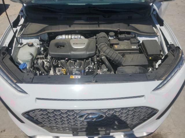 KM8K33A53JU154493 - 2018 HYUNDAI KONA LIMITED WHITE photo 12