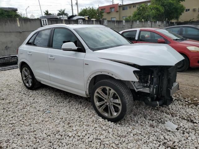 WA1BCCFS6JR019458 - 2018 AUDI Q3 PREMIUM WHITE photo 4