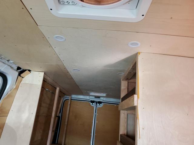 3C6TRVDG1JE159696 - 2018 RAM PROMASTER 2500 HIGH Ақ фото 10