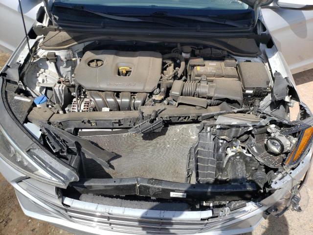 KMHD84LF0LU105048 - 2020 HYUNDAI ELANTRA SEL SILVER photo 11