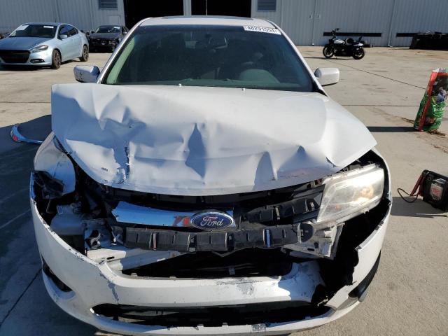 3FAHP0HA2AR386942 - 2010 FORD FUSION SE WHITE photo 5