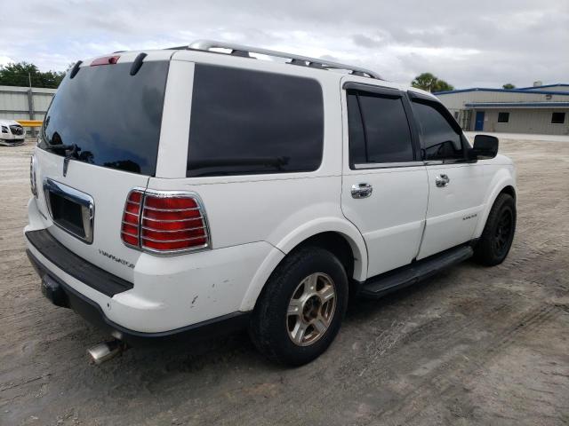 5LMFU27555LJ04932 - 2005 LINCOLN NAVIGATOR თეთრი ფოტო 3