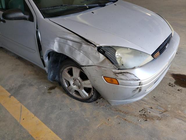 1FAFP38343W114242 - 2003 FORD FOCUS ZTS SILVER photo 9