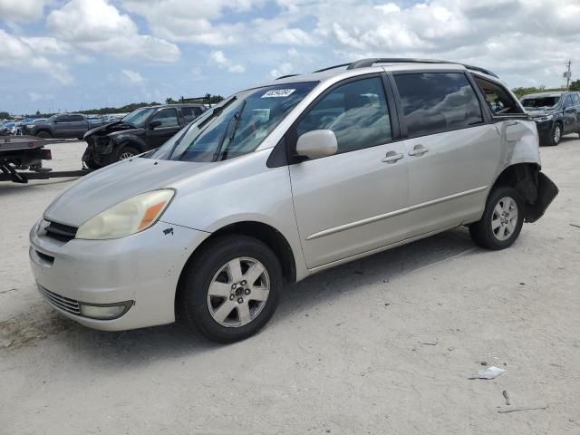 2004 TOYOTA SIENNA XLE, 