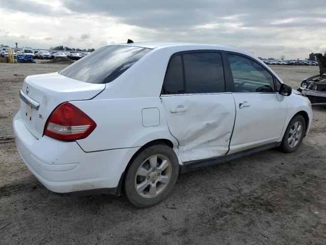 3N1BC11E48L410480 - 2008 NISSAN VERSA S WHITE photo 3