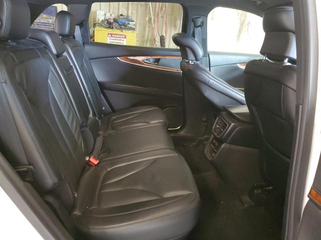 2LMPJ8LR3HBL43688 - 2017 LINCOLN MKX RESERVE أبيض صورة 11