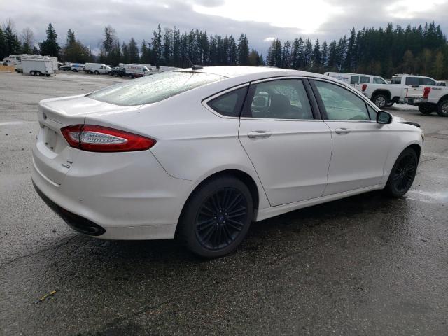 3FA6P0T90GR329832 - 2016 FORD FUSION SE WHITE photo 3