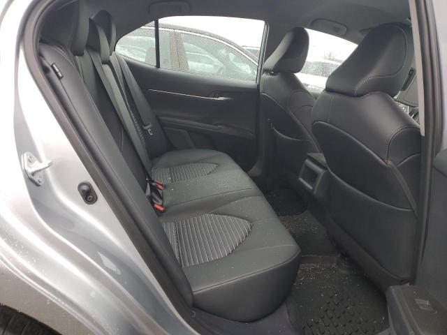 4T1T11AK9RU906018 - 2024 TOYOTA CAMRY SE NIGHT SHADE SILVER photo 10