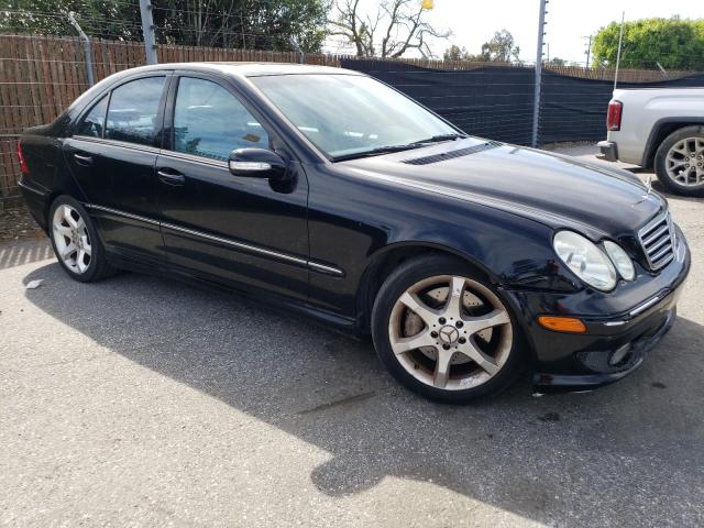 WDBRF52H46A916932 - 2006 MERCEDES-BENZ C-CLASS 230 BLACK photo 4