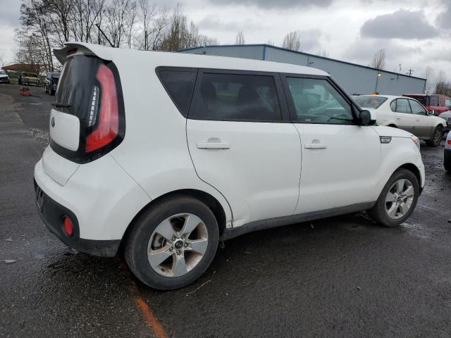 KNDJN2A27J7545171 - 2018 KIA SOUL WHITE photo 3