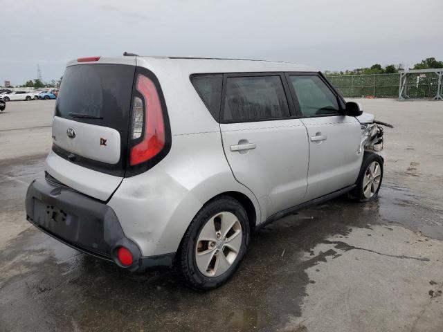 KNDJN2A2XF7751351 - 2015 KIA SOUL SILVER photo 3