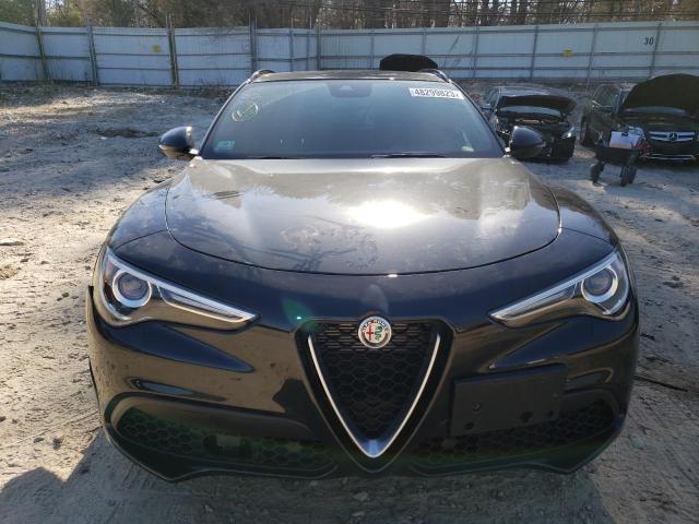 ZASPAKBN1N7D42319 - 2022 ALFA ROMEO STELVIO TI BLACK photo 5