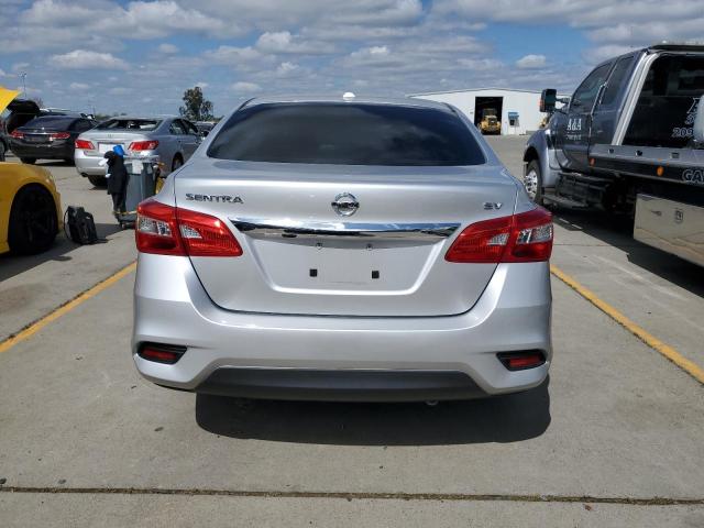 3N1AB7AP7JY308845 - 2018 NISSAN SENTRA S SILVER photo 6