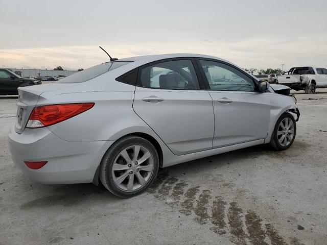 KMHCU4AE3EU767002 - 2014 HYUNDAI ACCENT GLS SILVER photo 3