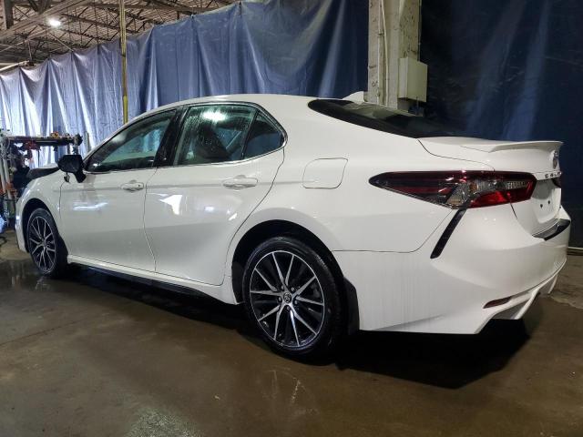 4T1T11AK9RU865762 - 2024 TOYOTA CAMRY SE NIGHT SHADE WHITE photo 2