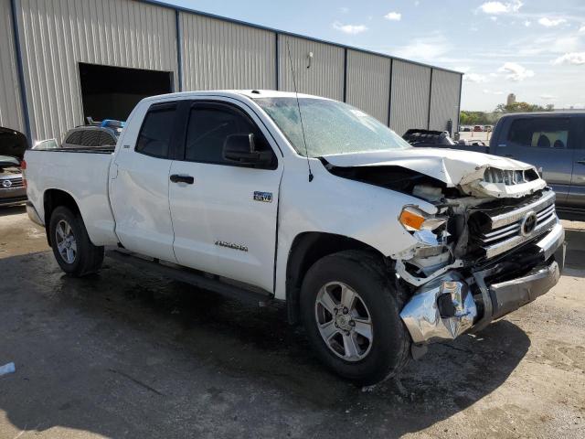 5TFRW5F13GX197444 - 2016 TOYOTA TUNDRA DOUBLE CAB SR/SR5 WHITE photo 4