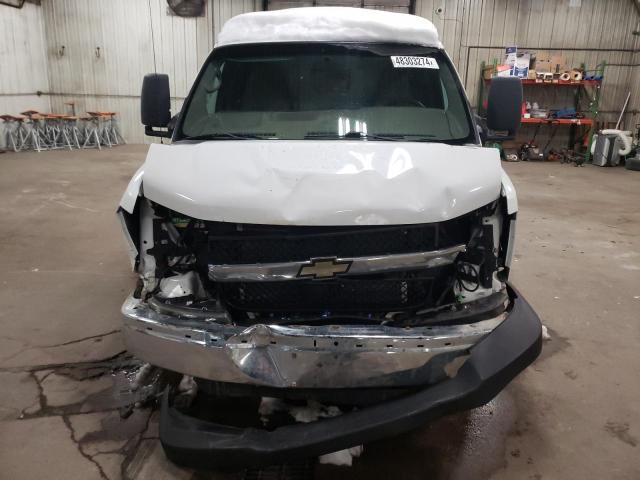 1GB0G2CG5C1159440 - 2012 CHEVROLET EXPRESS G3 WHITE photo 5