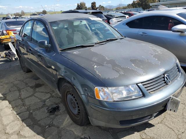 WVWAC63B11P012310 - 2001 VOLKSWAGEN PASSAT GLS GRAY photo 4