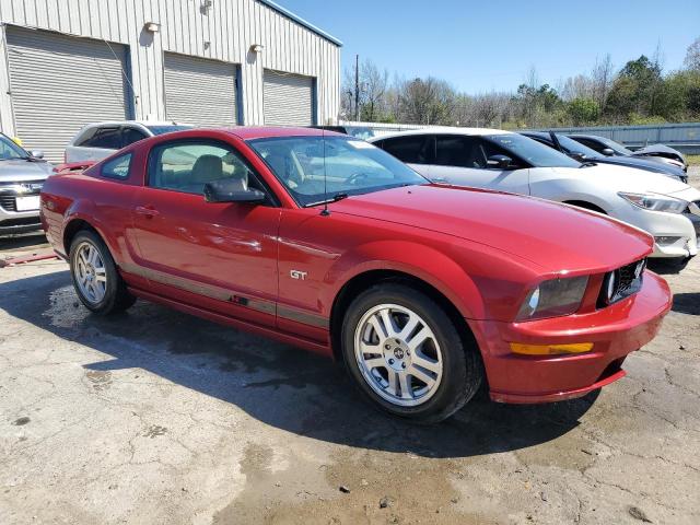 1ZVHT82H285206721 - 2008 FORD MUSTANG GT RED photo 4