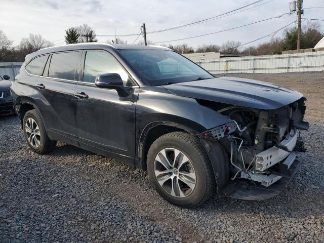 5TDGZRBH3MS076813 - 2021 TOYOTA HIGHLANDER XLE 黑色 照片 4