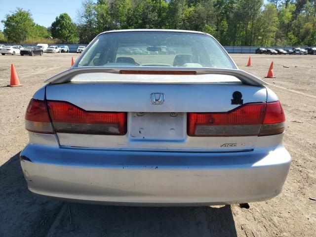 1HGCF86661A109954 - 2001 HONDA ACCORD VALUE SILVER photo 6