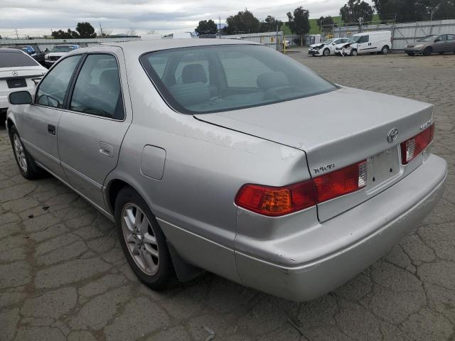 4T1BF28K81U965087 - 2001 TOYOTA CAMRY LE SILVER photo 2