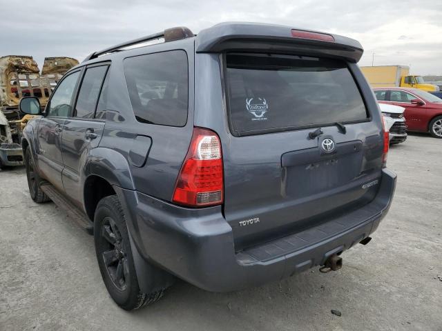 JTEBU17R480132239 - 2008 TOYOTA 4RUNNER LIMITED GRAY photo 2