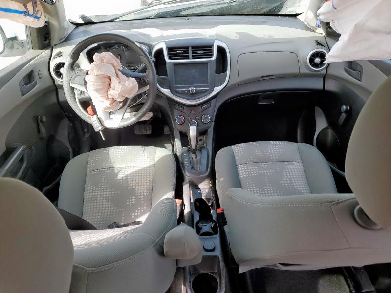 1G1JB5SH2H4177760 - 2017 CHEVROLET SONIC LS WHITE photo 8