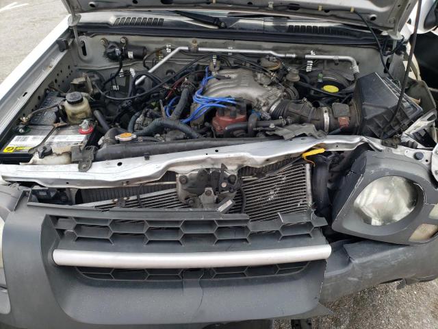 5N1ED28T34C644905 - 2004 NISSAN XTERRA XE SILVER photo 11