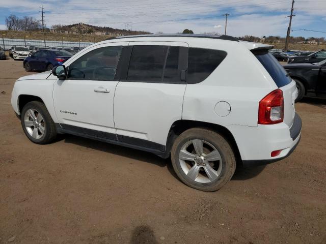 1C4NJCBA1CD522286 - 2012 JEEP COMPASS SPORT WHITE photo 2